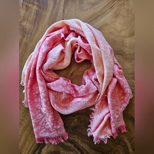 NWOT Calvin Klein One Size Pink Peach Leopard Print Viscose Scarf